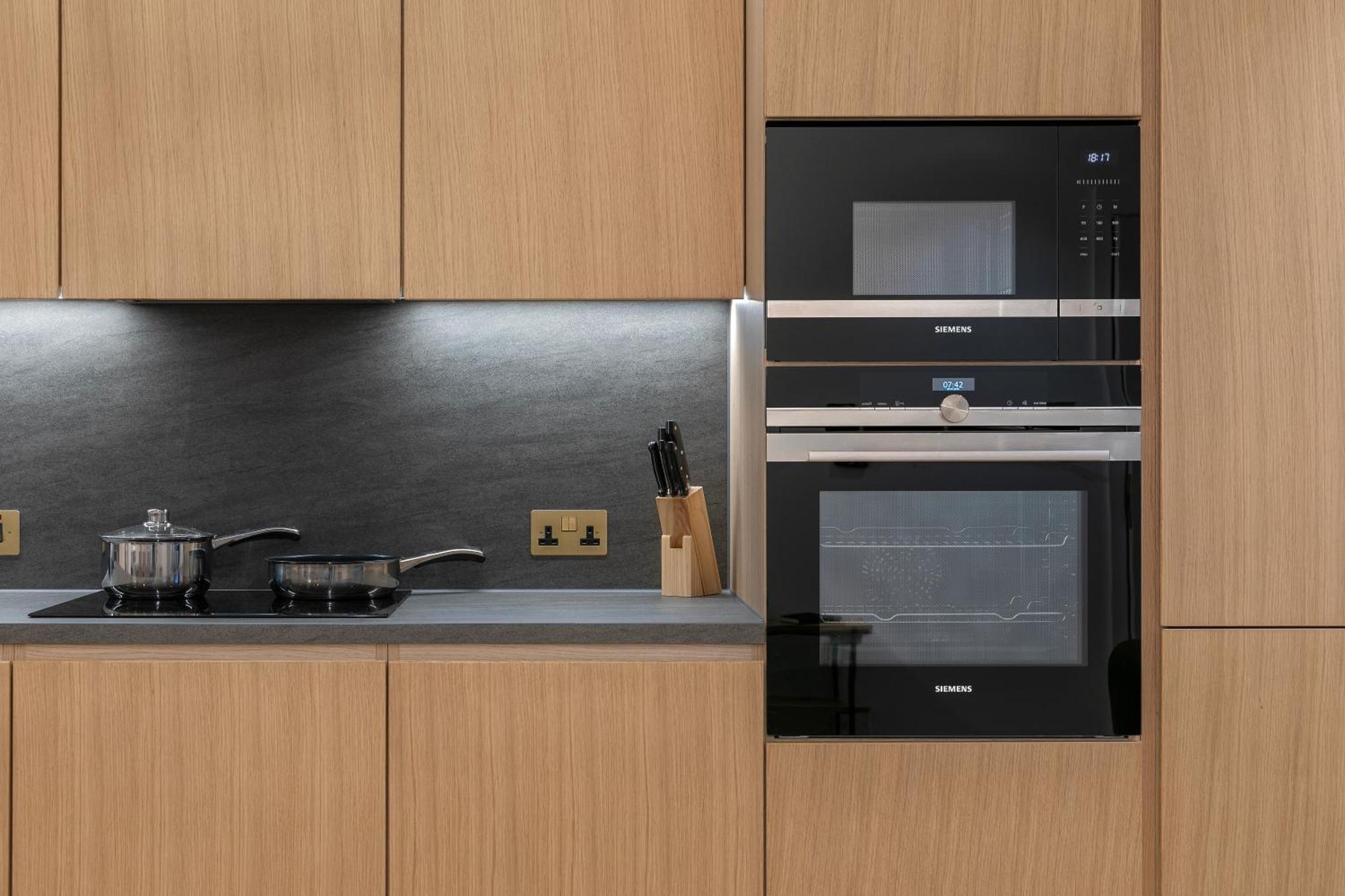 Kings Cross - Luxury 3 Bed Apartment, Private Balcony Appartamento *