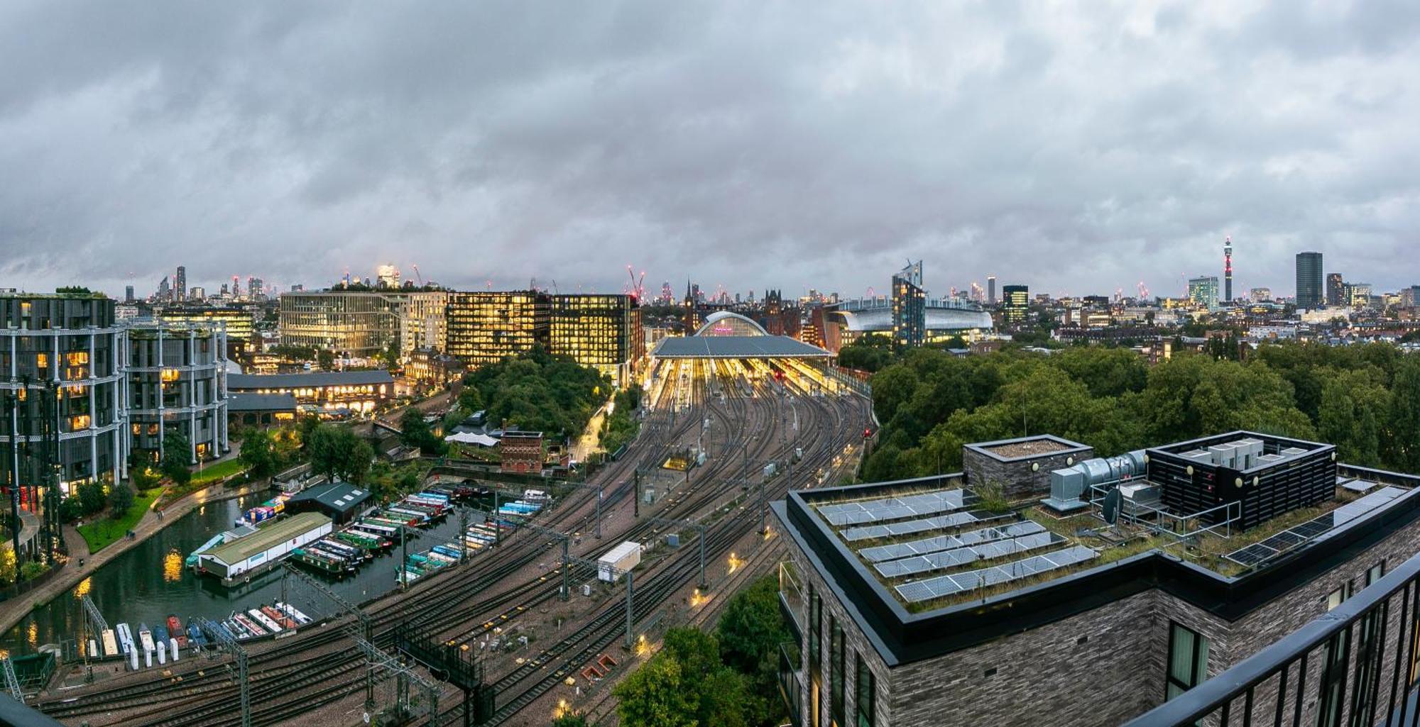 Kings Cross - Luxury 3 Bed Apartment, Private Balcony Appartamento