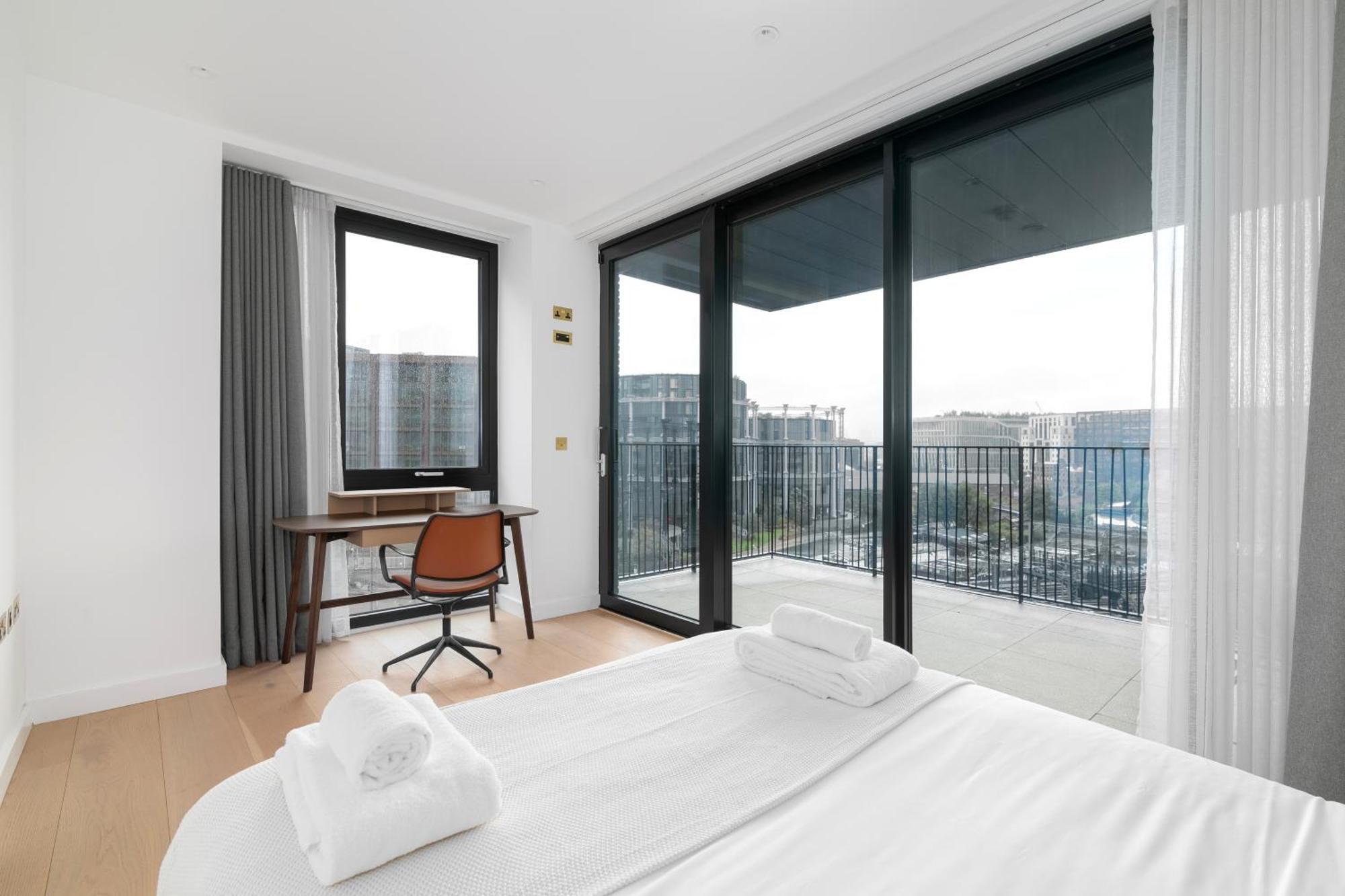 Kings Cross - Luxury 3 Bed Apartment, Private Balcony Appartamento *